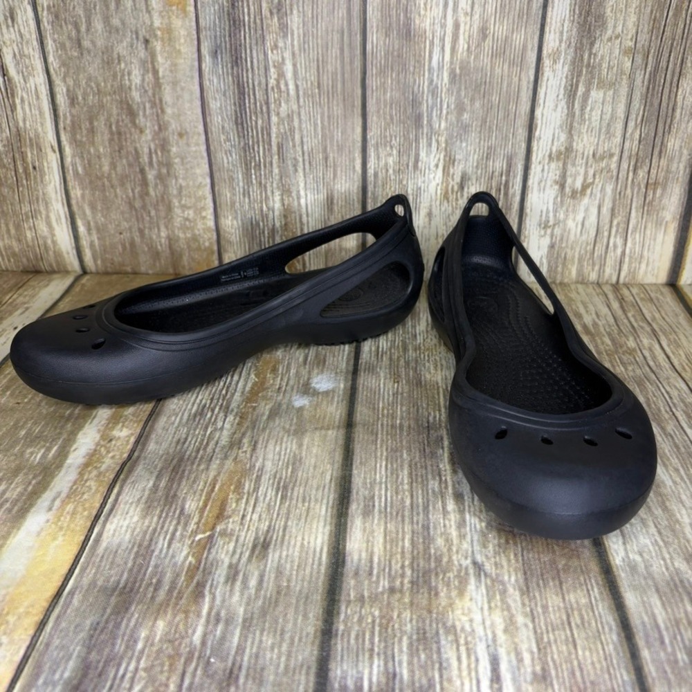 CROCS Kadee Black Ballet Flat Water Slip Resistant Minimal‎ Comfort Slip On Sz 8